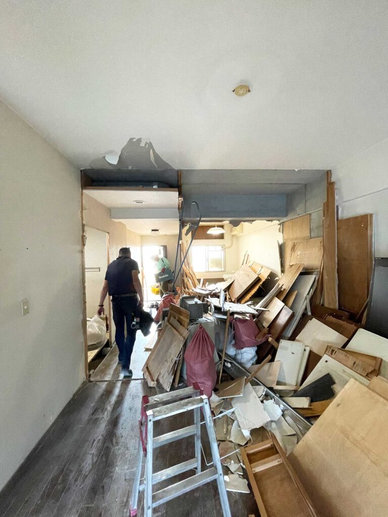 間仕切り取りました