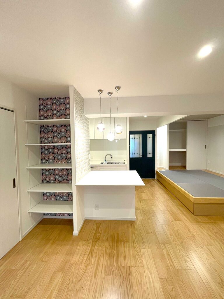 キッチンをのぞむ